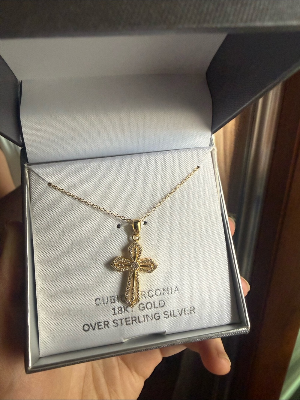 18K Gold Cross Pendant Necklace - Gold